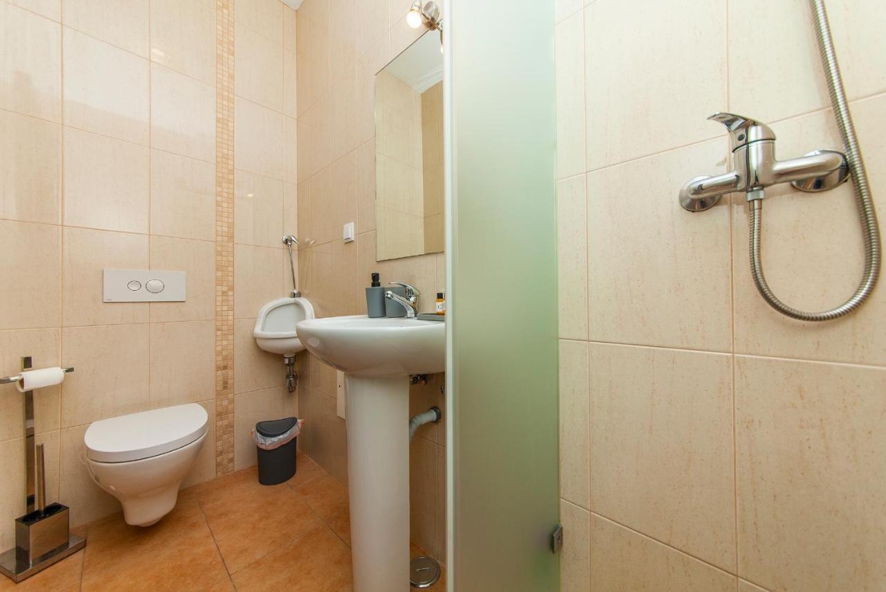 הוילה לאגוּ‏ש D02 - Carrob Street House מראה חיצוני תמונה